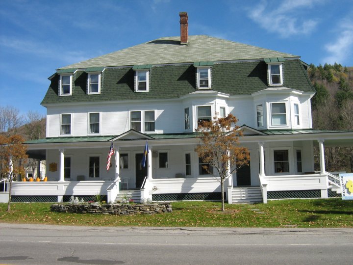 Rochester Park House historic windows